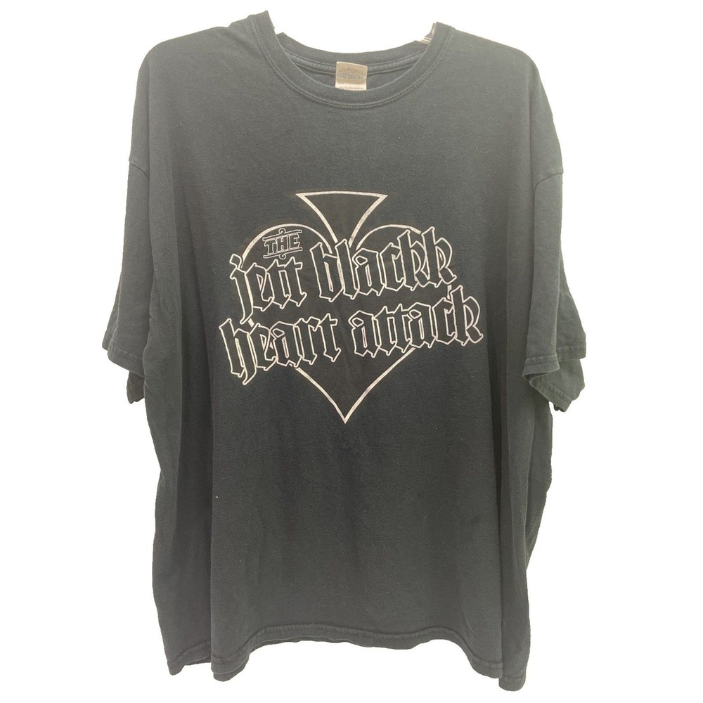 Gildan Jet Black Heart Attack Band Tee Mens 2XL Black Excellent Graphic T-Shirt‎